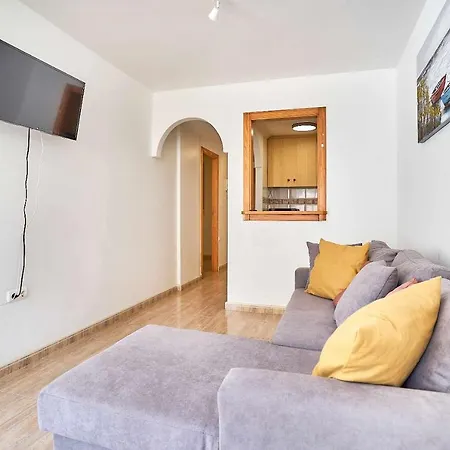 Apartment Santa Trinidad 1 Bedroom With Pool *